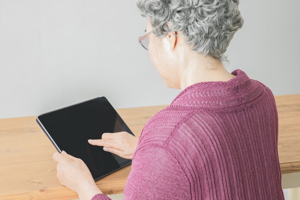 認知症予防に効果的なトレーニングとは？今日から始める脳と体の活性化